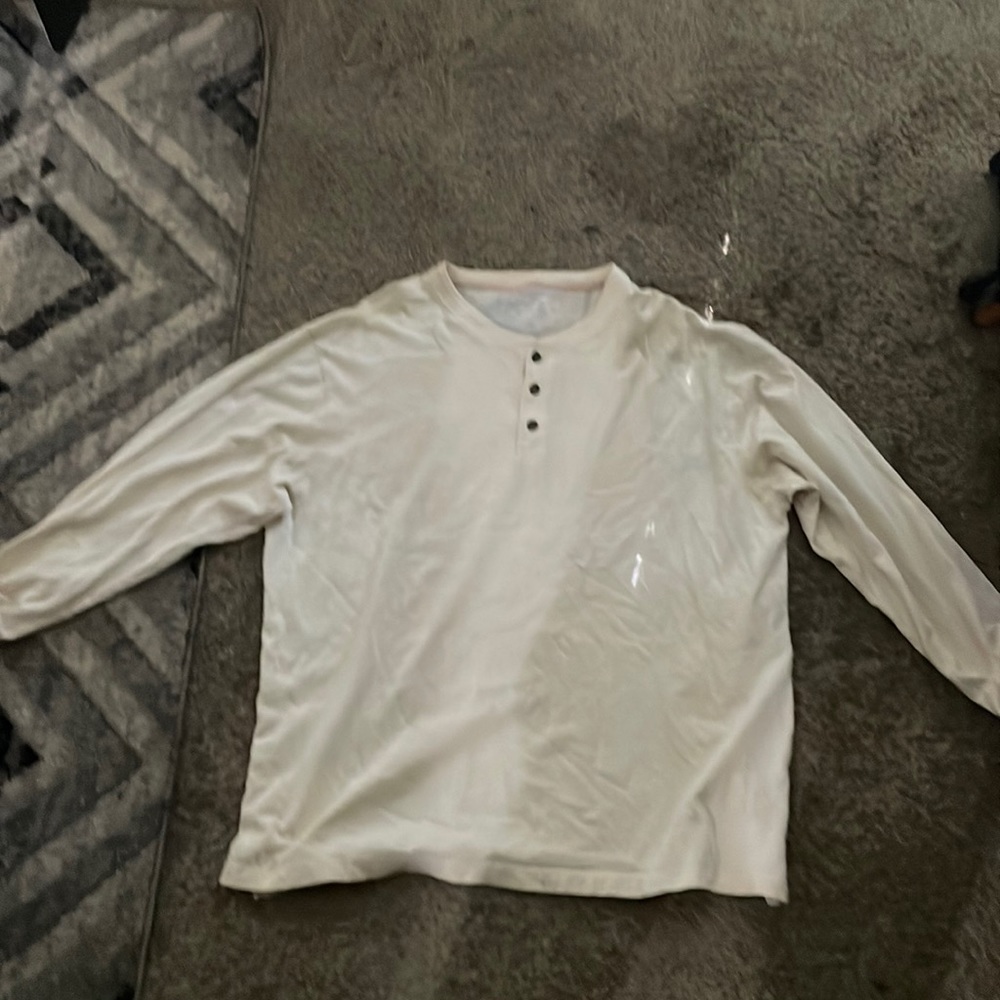 White dress shirt